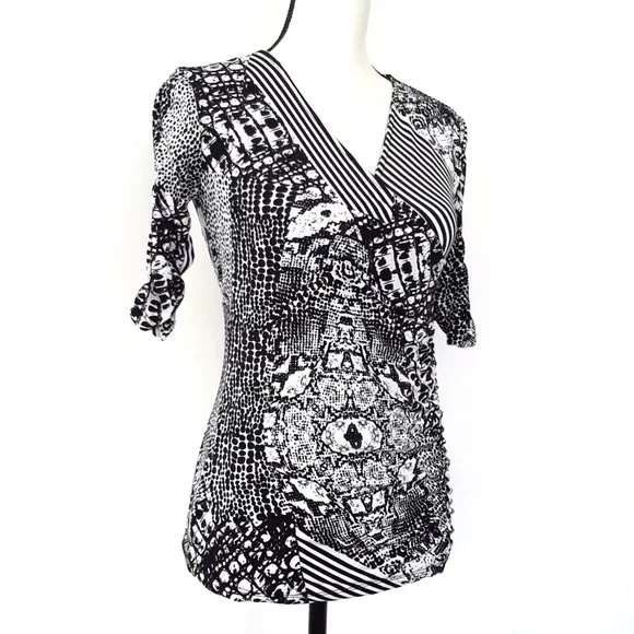 Style & Co Black & White Ruched Sleeve Stretch Top - Picture 2 of 13